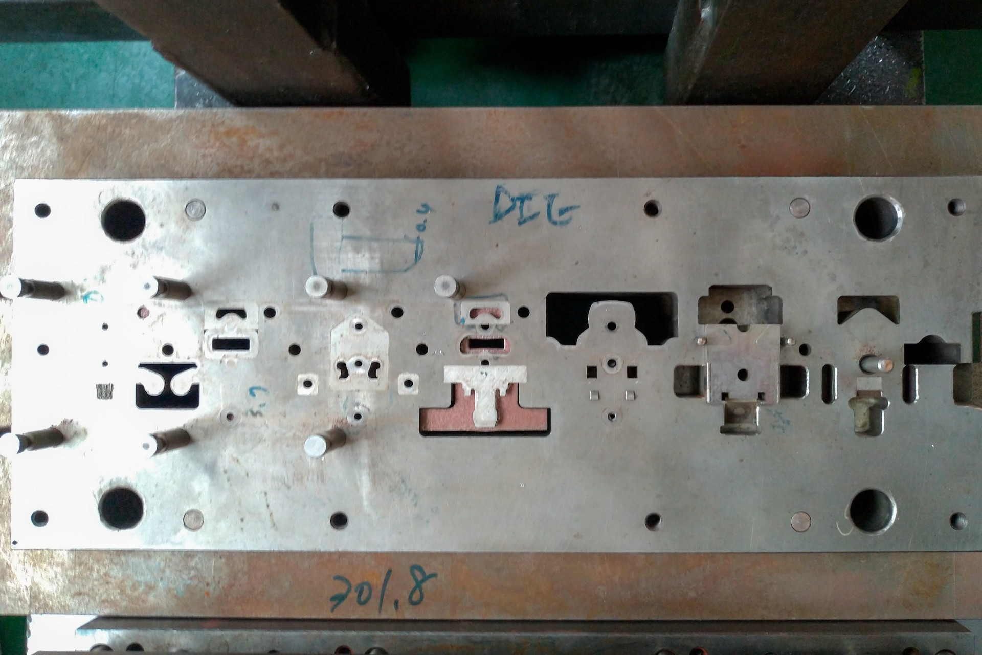 14 - 模具